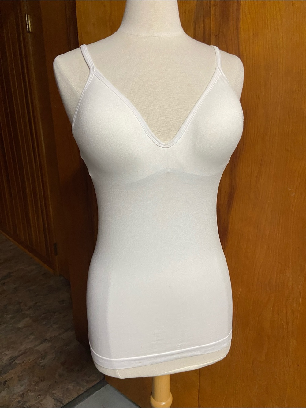 Seamless White Shaping Camisole built in bra soft padding L XL